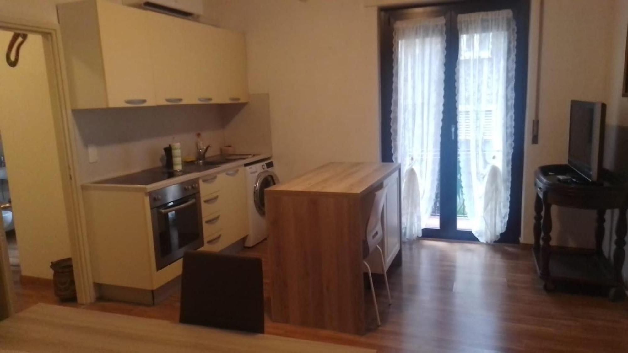 Anna'S Home ** Campione d'Italia Bagian luar foto